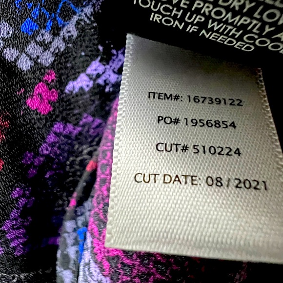 Torrid Harper purple/black snakeskin sleeveless tank Top blouse - Picture 3 of 7